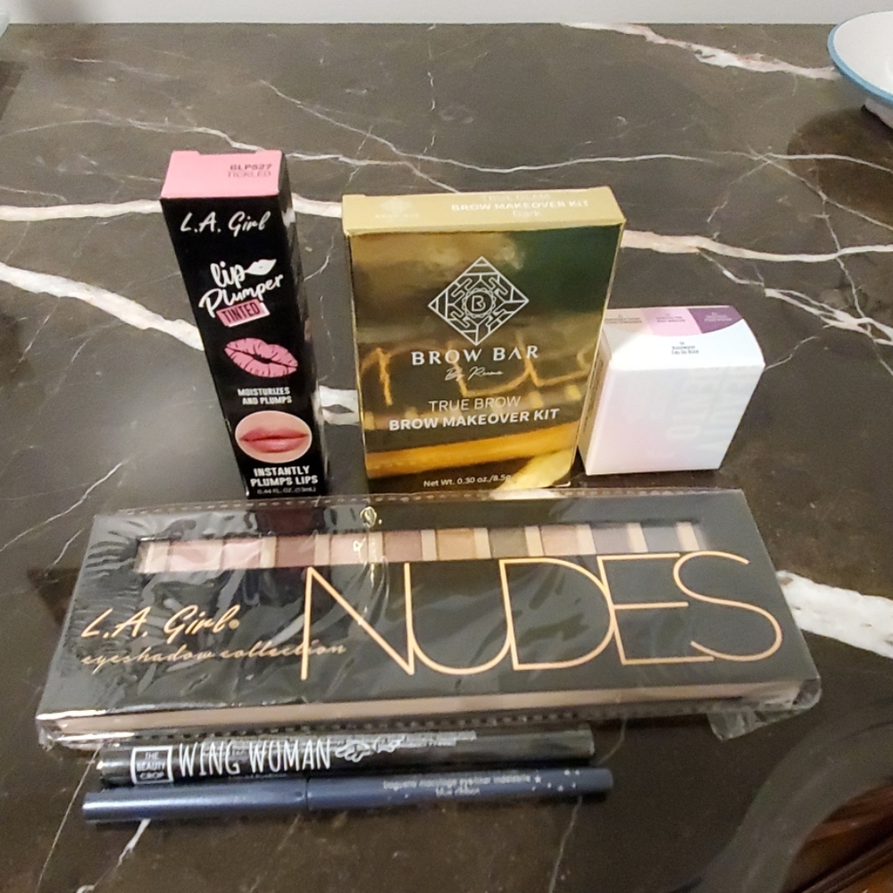 Makeup Bundle - image 1
